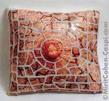 2001-2002, synthetic gauzes, silicone and computer print, 70x70x30 cm.